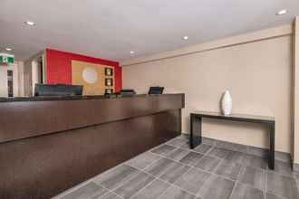 Lobi 4 Comfort Inn Ottawa Downtown