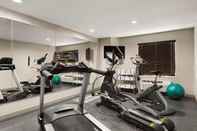 Fitness Center Country Inn & Suites by Radisson, San Antonio Medi