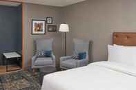 Common Space Four Points by Sheraton Chicago Schaumburg