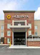 EXTERIOR_BUILDING La Quinta & Suites  New Cumberland-Harrisburg