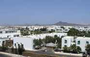Nearby View and Attractions 3 Blue Sea Apartamentos Costa Teguise Beach