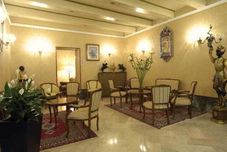 Lobby Albergo Basilea