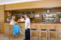 Bar, Cafe and Lounge Playa Mondrago