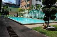 Swimming Pool Park Hotel Bangkok