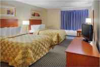 Bedroom Comfort Inn Sudbury