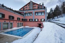Swimming Pool Dedeman Palandoken Ski Lodge Hotel