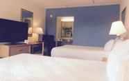 Kamar Tidur 7 Days Inn by Wyndham West Palm Beach