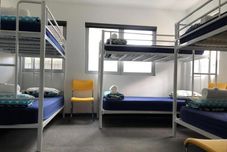 침실 Base Brisbane Uptown Backpackers