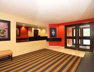 Lobby 2 Extended Stay Deluxe Universal