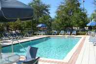 Swimming Pool Extended Stay Deluxe Maitland Summit