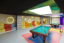 娯楽施設 Kamelya Aishen K Club