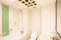 In-room Bathroom Astera Sathorn