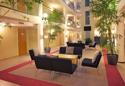 Lobby Hellsten Espoo