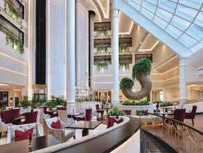 Lobby 4 Movenpick Hotel Bahrain