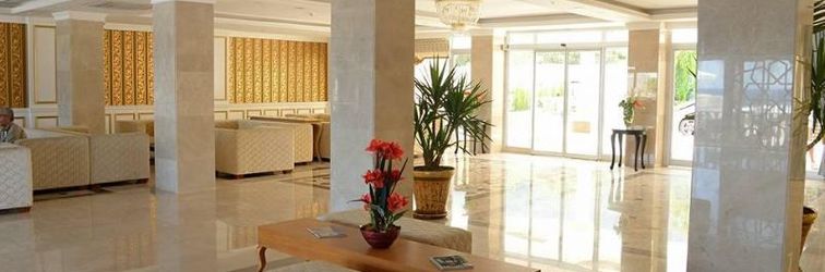 ロビー Maya World Imperial