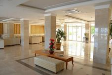 ロビー Maya World Imperial