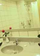 BATHROOM Swiss International Al Hamra Hotel - Dammam