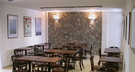 Others 2 Hotel Naias