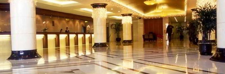 로비 New Century (Formerly Best Western New Century)