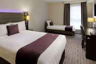 Bedroom Premier Inn Banbury (M40, J11)