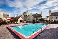 Swimming Pool Hawthorn suites by Wyndham Orlando International