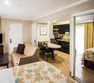 Bedroom 7 Hawthorn suites by Wyndham Orlando International