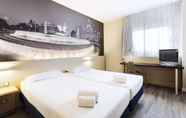 Bedroom 5 B&B Hotel Madrid Aeropuerto T1 T2 T3