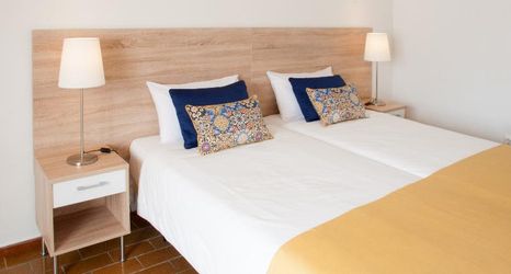 寝室 2 Sollagos Studios