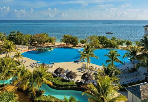 Swimming Pool Iberostar Waves Rose Hall Beach All Inclusive