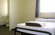 Kamar Tidur 7 Base Brisbane Embassy