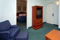 Common Space Quality Suites Cocoa Beach