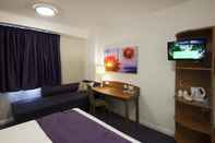 Bedroom Premier Inn Glasgow City South