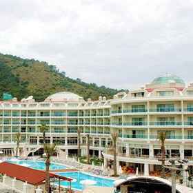 Deluxe Hotel Pinetapark 1, Hotel İzmir Kumru