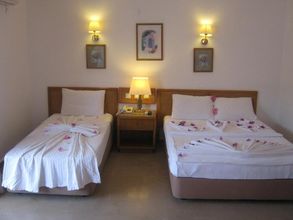 Bedroom 4 Munamar Park