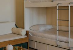 Others 4 Griffon Kymi Hotel