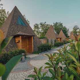 Pyramid Sapanca 1, Backyard Sapanca Kahvaltı & Bungalov 호텔