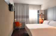 Phòng ngủ 6 B&B Hotel Barcelona Granollers