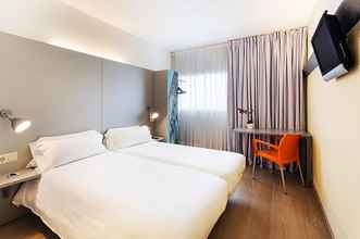 Phòng ngủ 4 B&B Girona 2