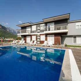 Goeynuek Panorama Luxury Otel 1, 酒店 Balmy Beach resort