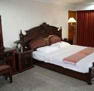 Kamar Tidur 3 Chateau Chiang Mai Hotel