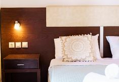 Khác 4 Mayo Rooms