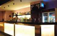 Bar, Kafe, dan Lounge 7 Venice