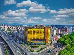 Grand Madison Hotel Linfen, USD 69.89