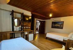 Others 2 Casa Franco