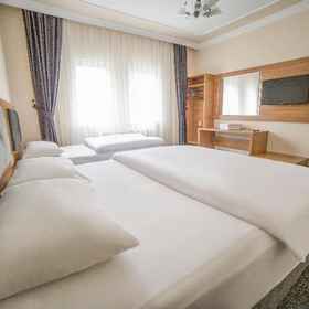 Inceli Hotel 1, Hotel Yeṣilyurt kafe