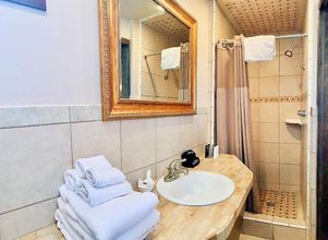 อื่นๆ 4 Breakers Boutique Inn