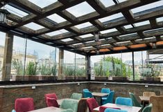 Others 2 Parliament Hotel & Restaurant