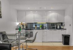 Others 6 Tower Hill Serviced Apartment