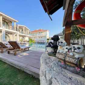 Gönülhan Otel Alaçatı 1, Khách sạn Uzunkuyu Bucağı