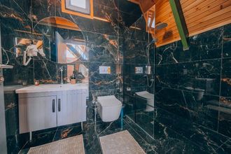 기타 4 777 Sapanca Bungalov